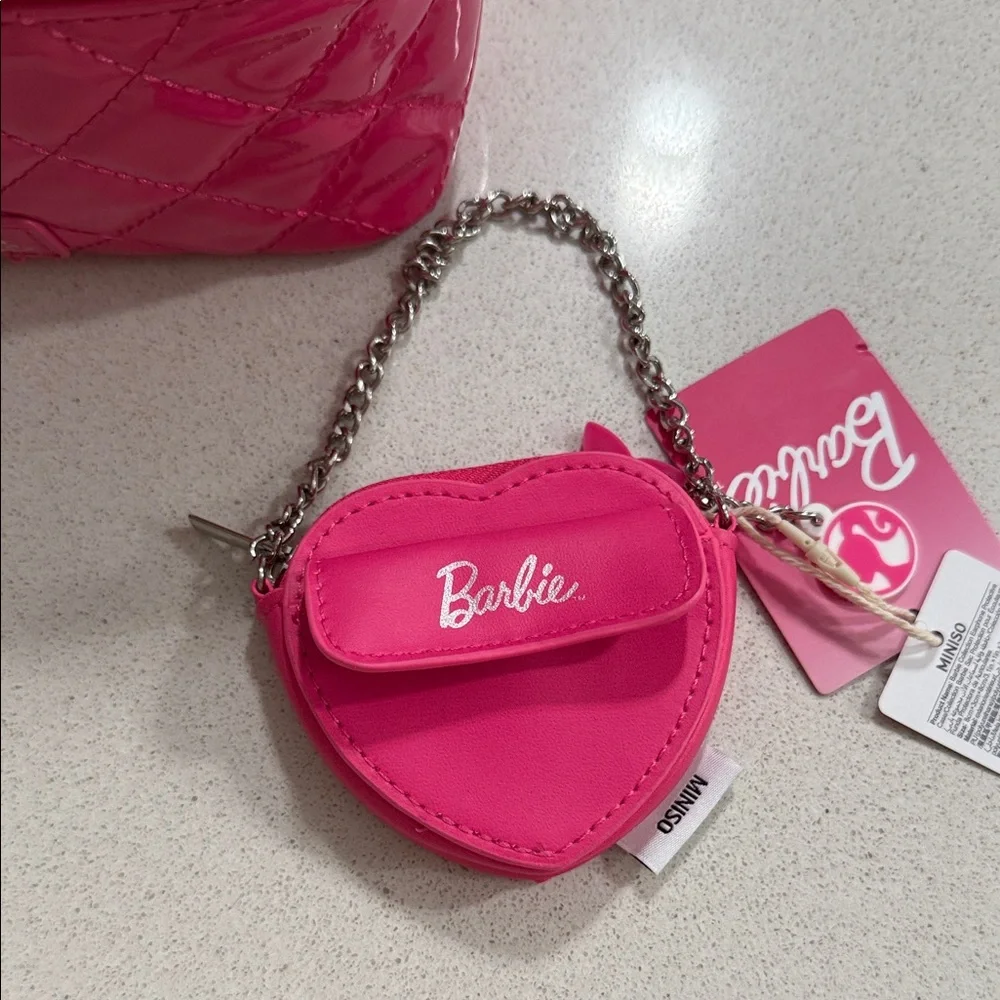 Barbie Hot Pink Quilted Cosmetic Case - Picture 5 of 6